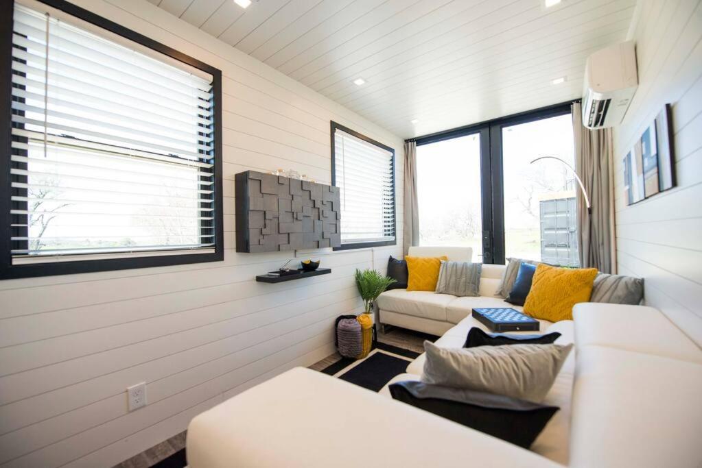 The Zephyr Modern Luxe Container Home Bellmead Exteriör bild