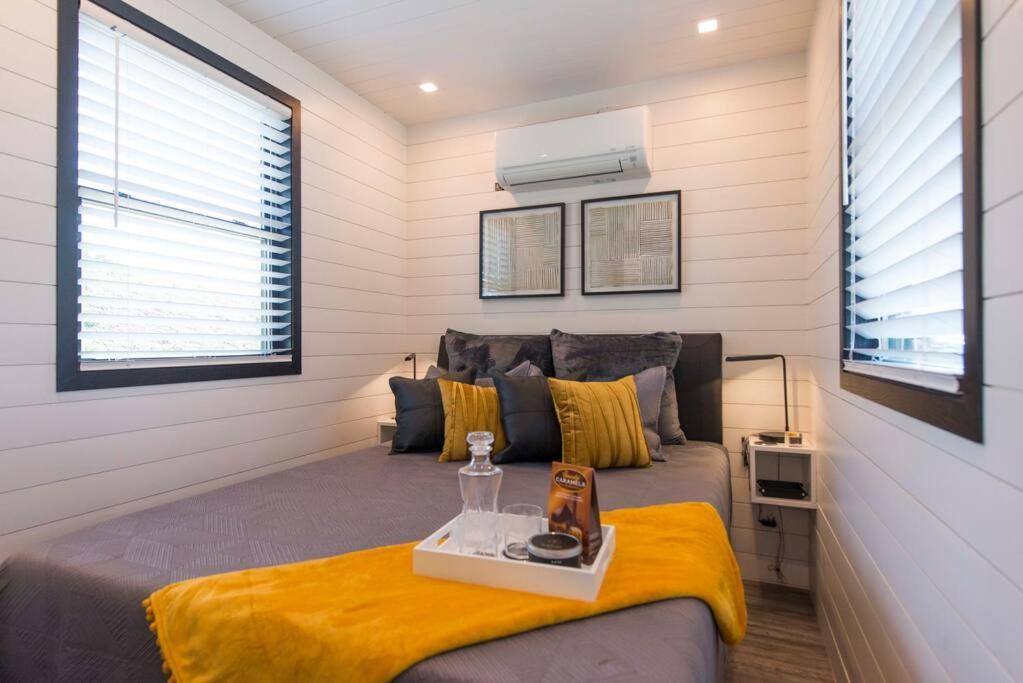 The Zephyr Modern Luxe Container Home Bellmead Exteriör bild